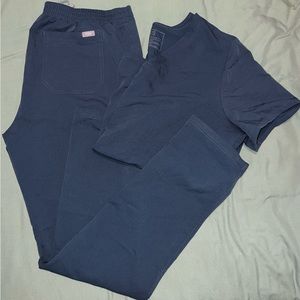 FIGs Dark Harbor Scrub Set